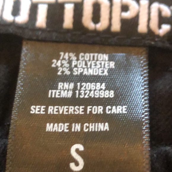 Hot topic black skinny cargo style Pants man’s size S ! - Picture 3 of 7